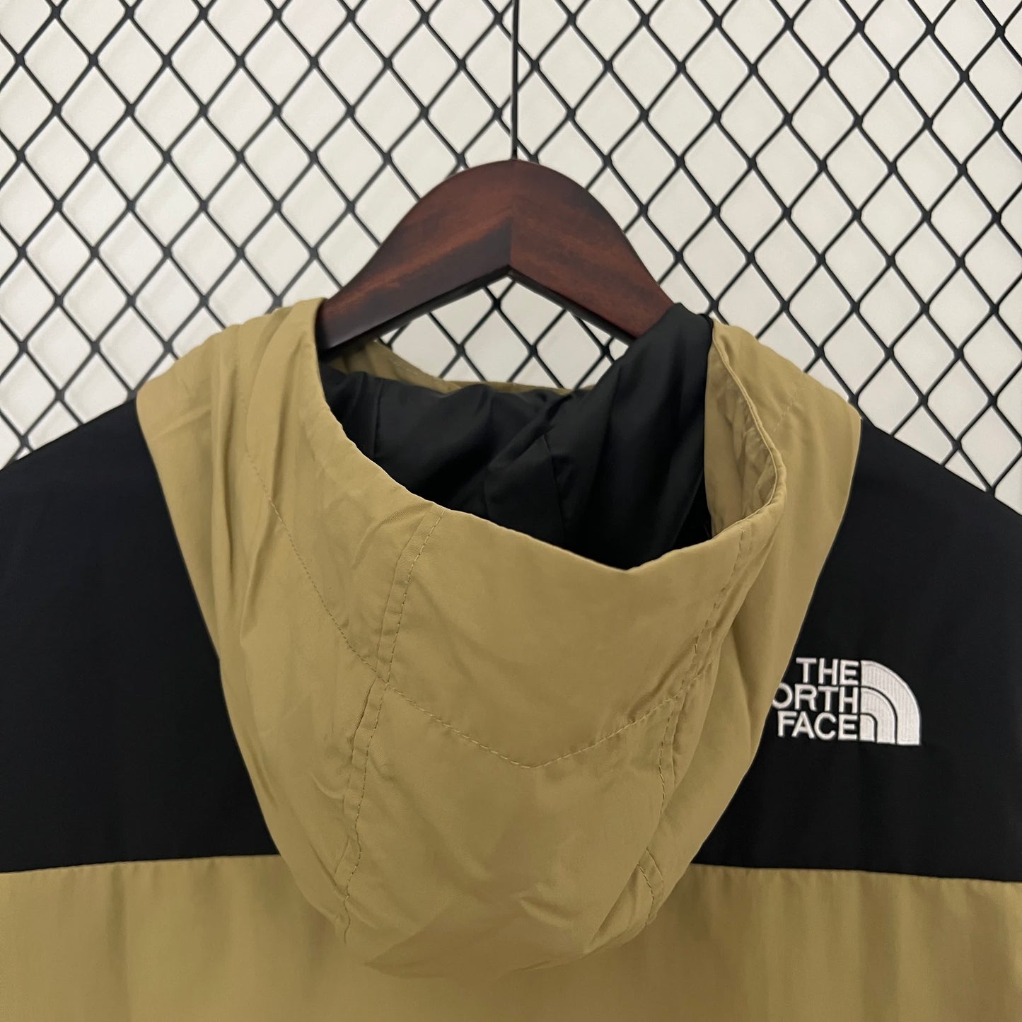 Corta vento - North Face