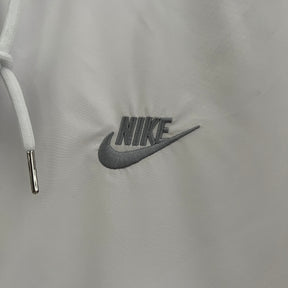 Corta vento - Nike