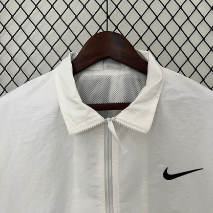 Corta vento - Nike