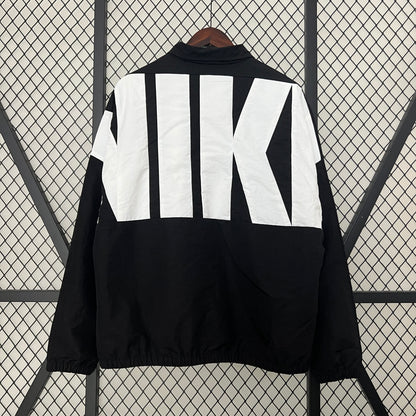 Corta vento - Nike