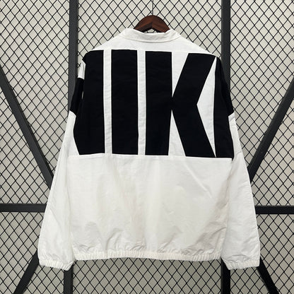 Corta vento - Nike