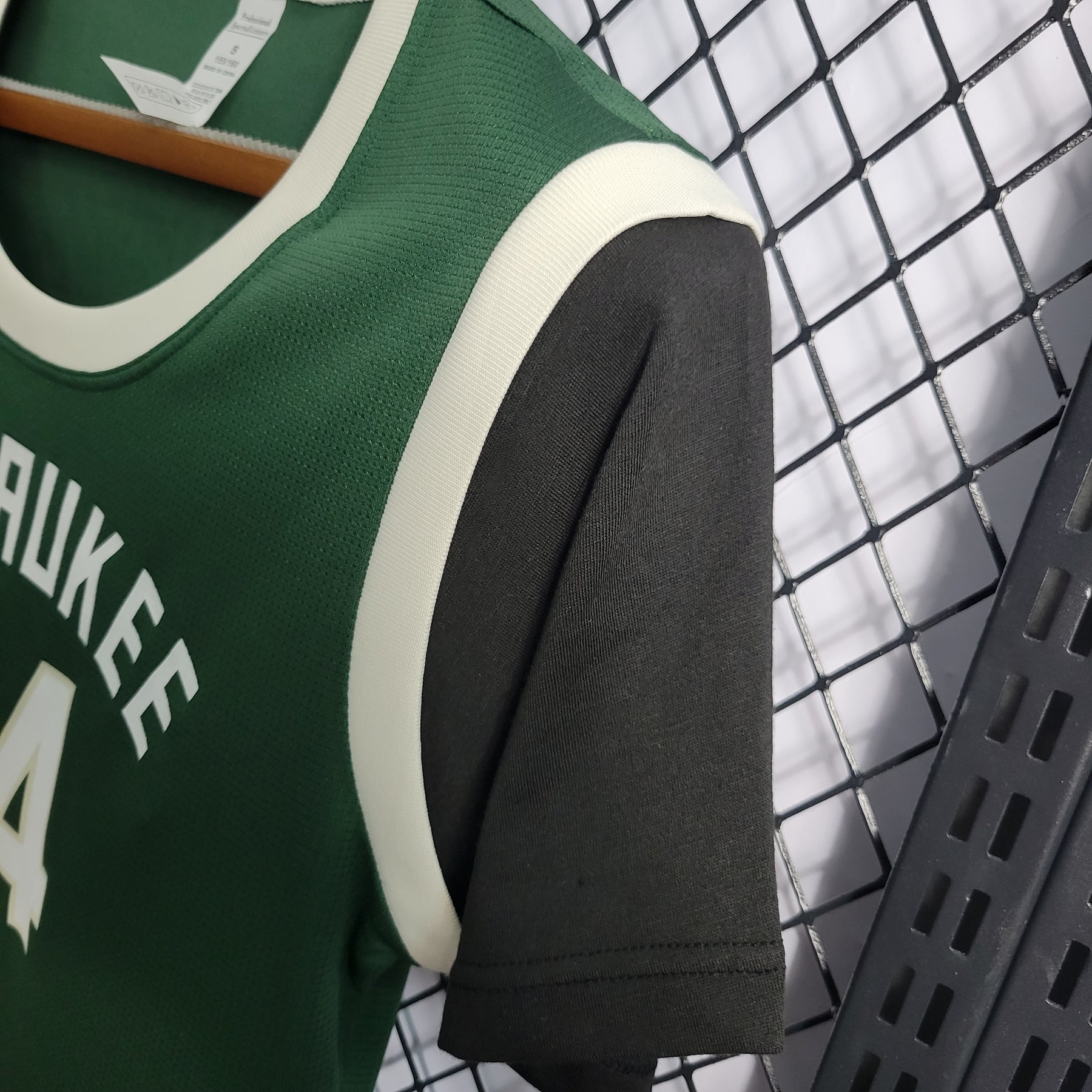 NBA - Milwaukee Bucks - Versão Feminina