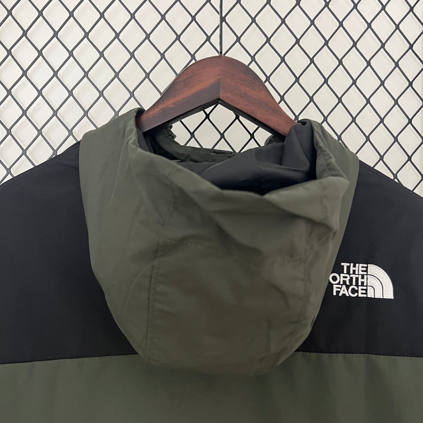 Corta vento - North Face