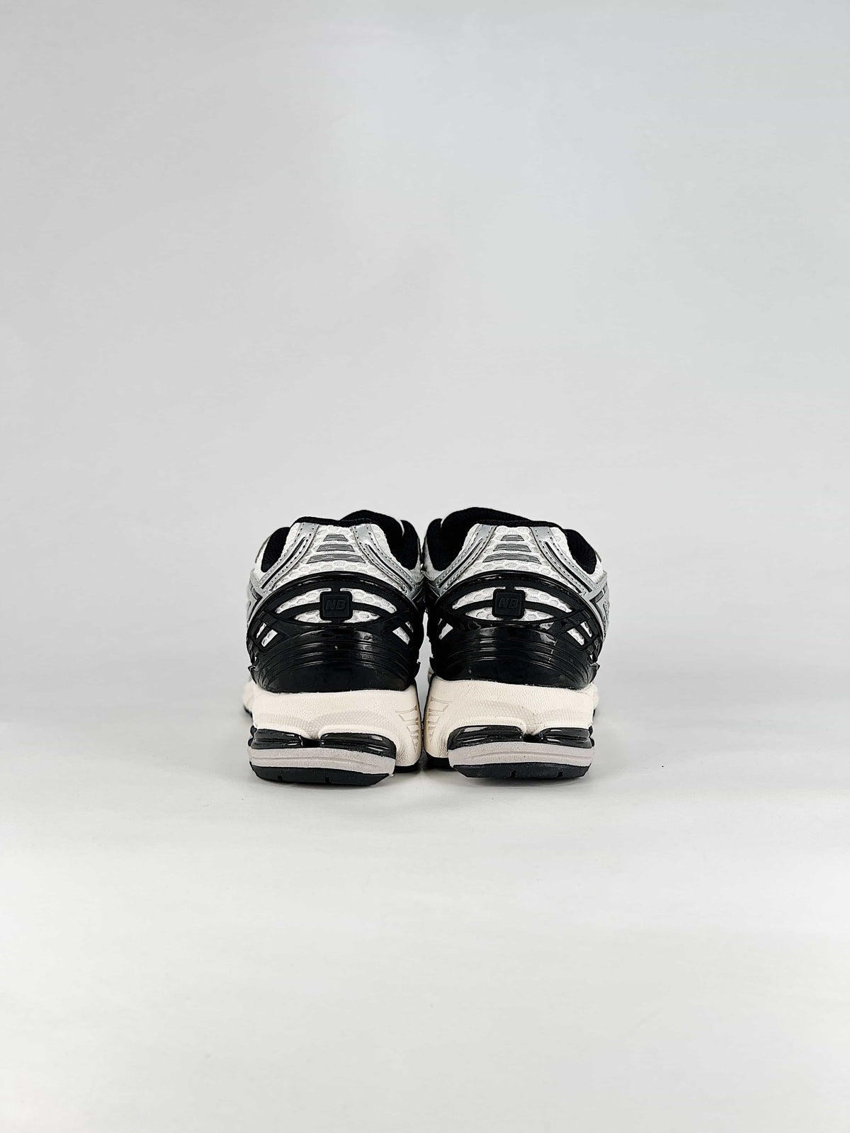 New Balance 1906R