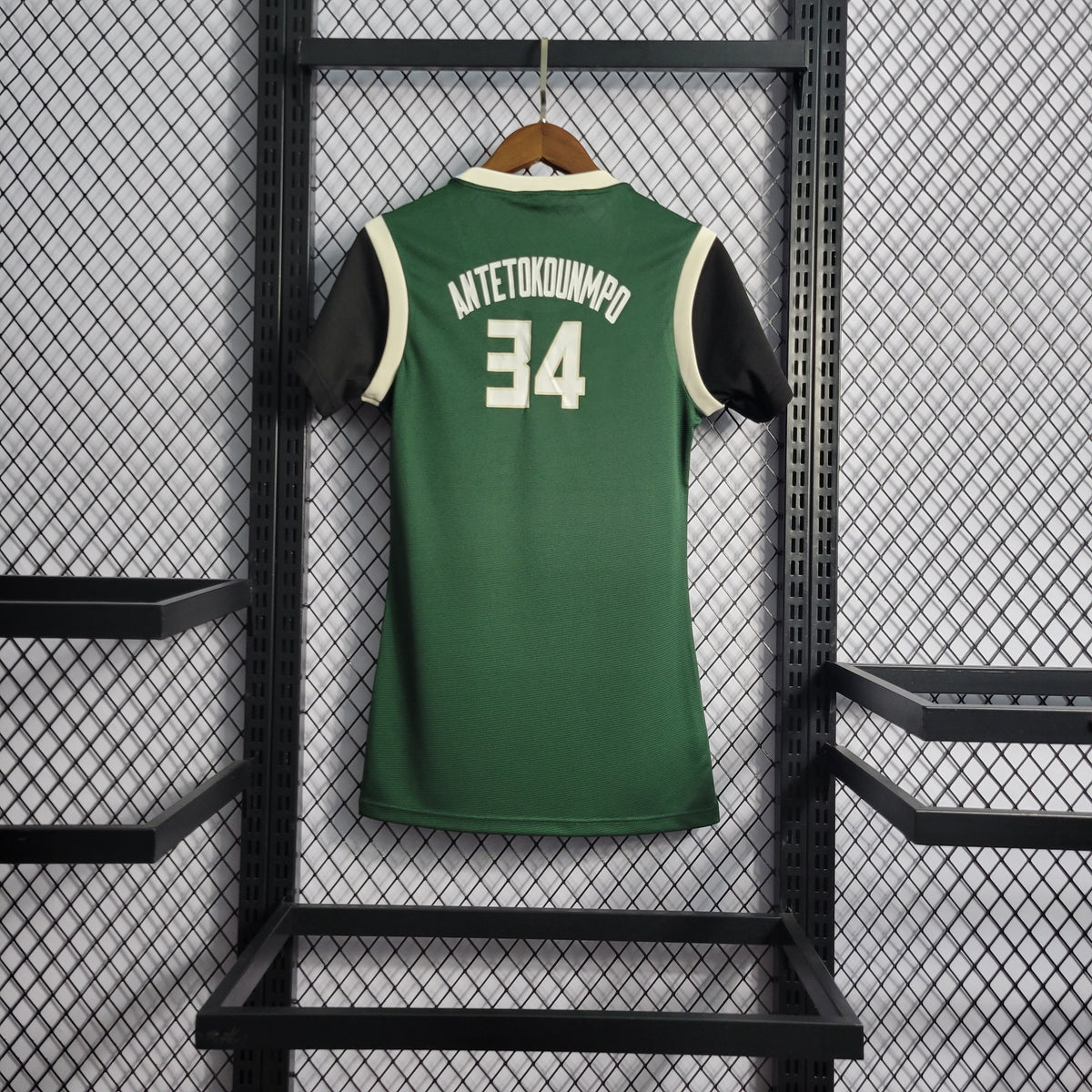 NBA - Milwaukee Bucks - Versão Feminina