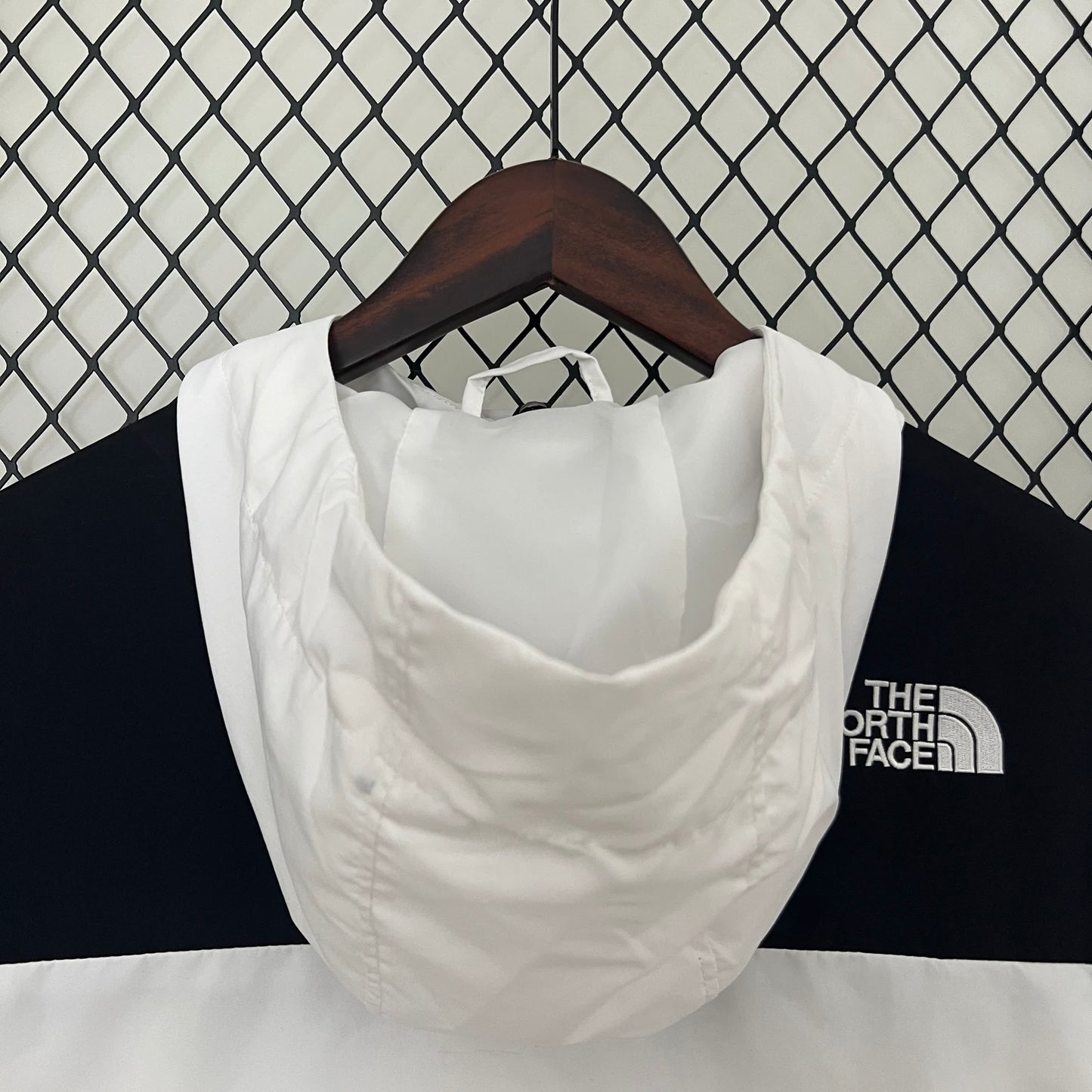 Corta vento - North Face