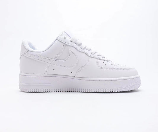 Nike Air Force 1 ’07